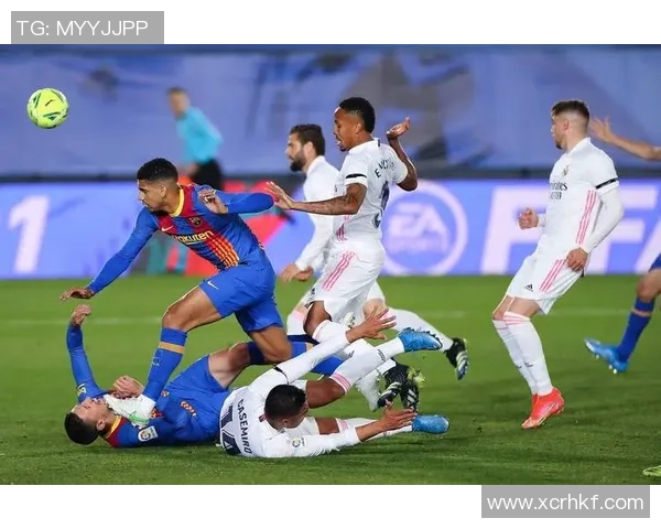 巴萨与皇马巅峰对决直播全程回顾精彩瞬间与战术解析